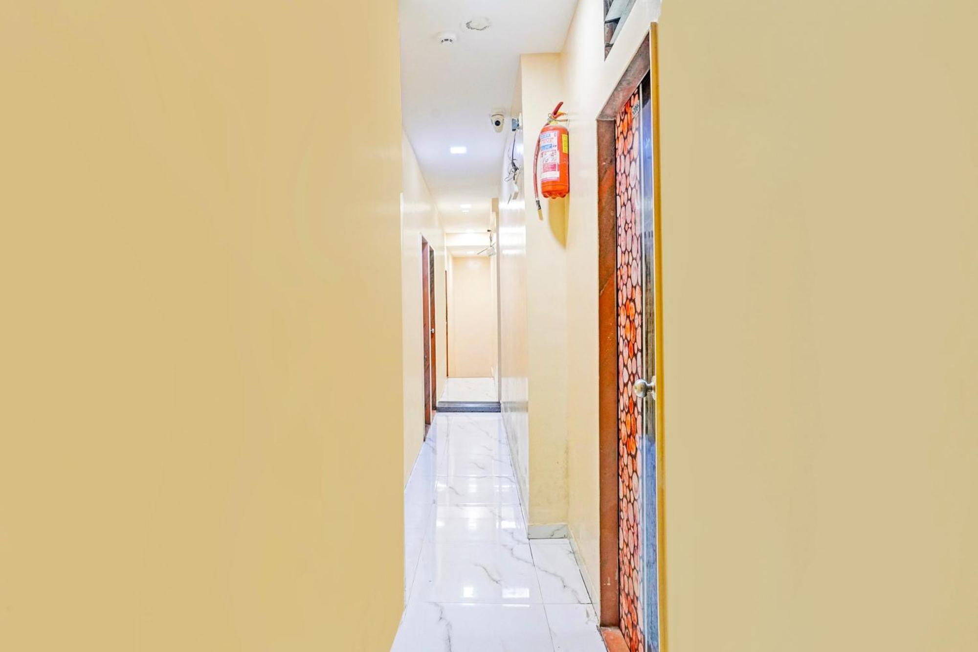 Hotel O Asma Mumbai Luaran gambar